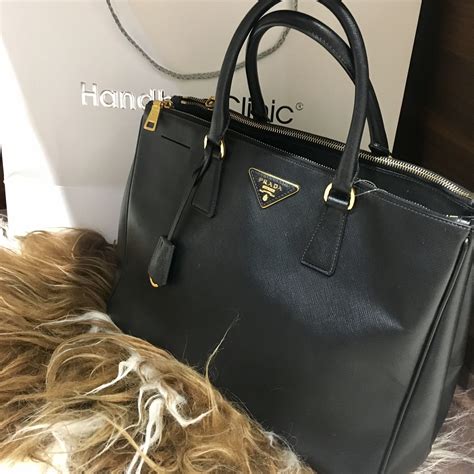 2nd hand prada bags